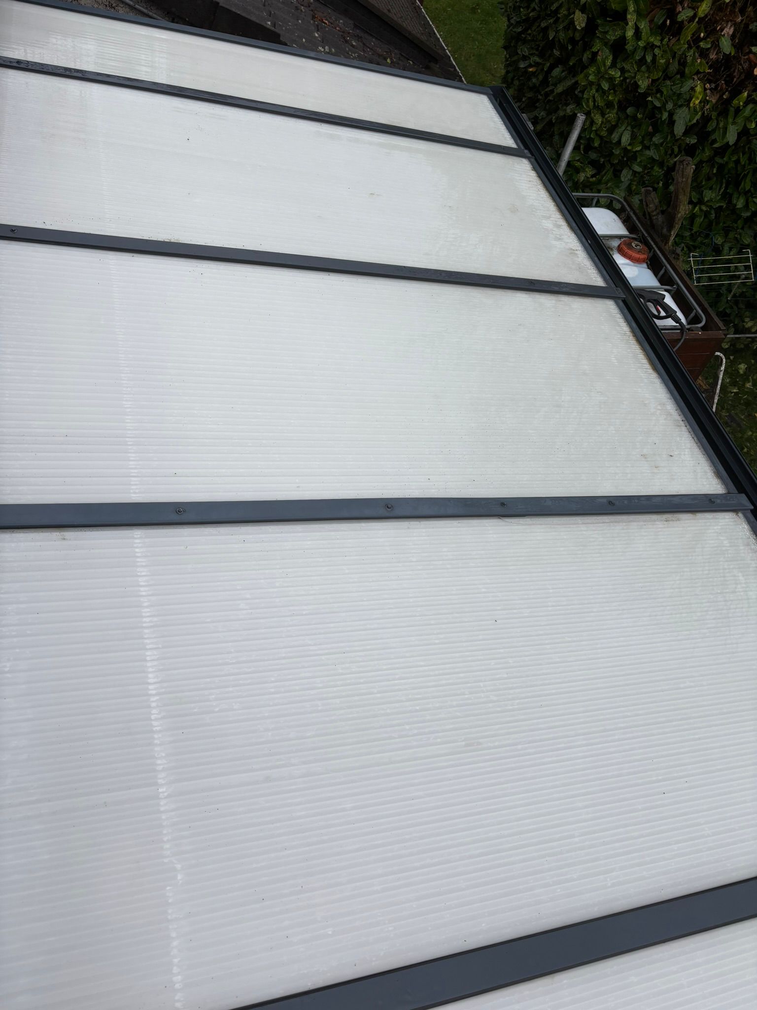 Après nettoyage haute pression toiture Mons