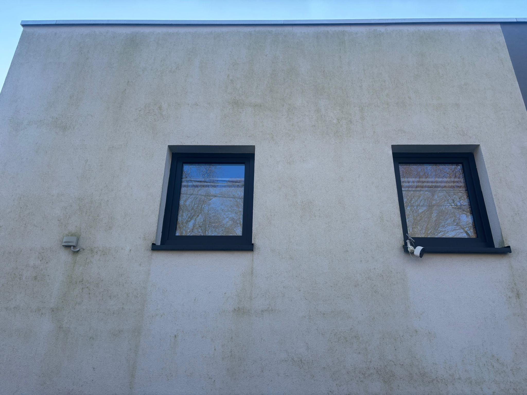 Avant nettoyage gouttières Mons